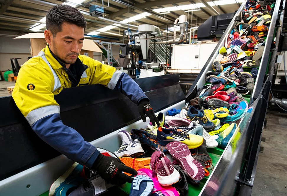 Taiwan consortium develops 99.5%-pure polyester recycling route for complex footwear waste